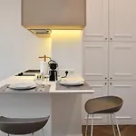 Διαμέρισμα 1 Bedroom Next To Monaco