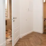 1 Bedroom Next To Monaco Διαμέρισμα Beausoleil