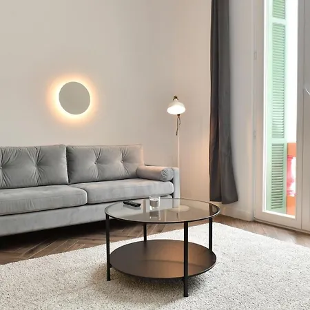 1 Bedroom Next To Monaco Appartamento