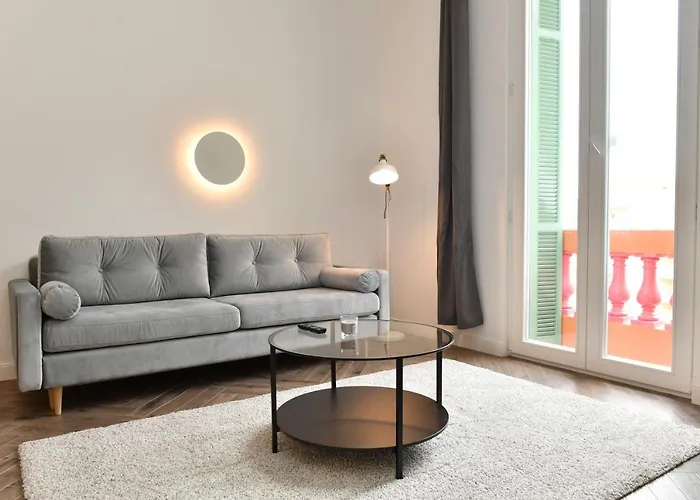 1 Bedroom Next To Monaco Appartamento